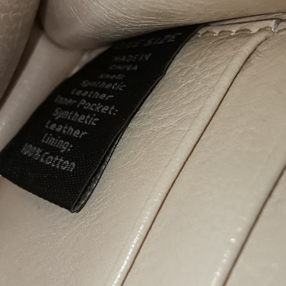 Banana Republic card case - Picture 5 of 8